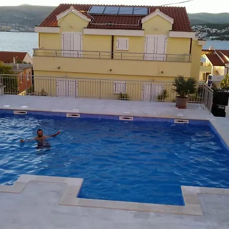 Moonlight - One Bedroom With Sea View Terrace And Balcony Mia Trogir